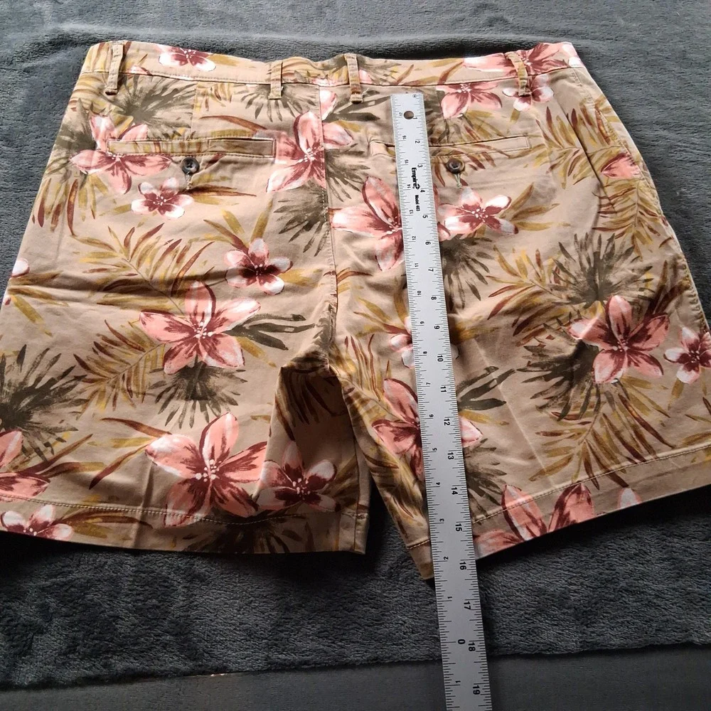 Goodfellow & Co Chino Shorts Mens 36 Tan Tropical Floral Palm Leaf Print